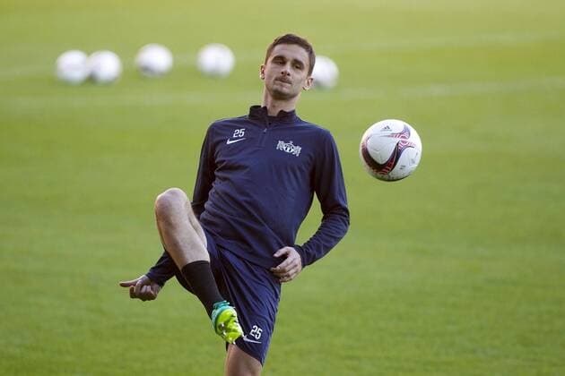 Fußball, EL, FC Zürich Training FC Zurich s defender Ivan Kecojevic attends the team s training session at the Madrigal stadium in Villarreal, Spain, on 14 September 2016. Villarreal FC and FC Zurich will be facing each other in the UEFA Europa League group stage on 15 September 2016. EFE Domenech Castello FC Zurich training session !ACHTUNG: NUR REDAKTIONELLE NUTZUNG!  20160914-636094812745900641