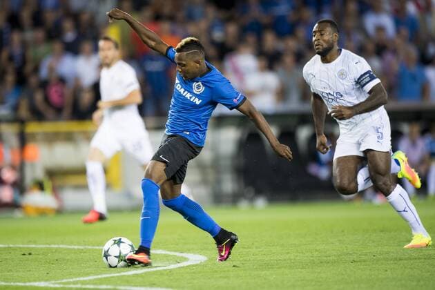 Club s Jose Izquierdo (C) pictured in action, with Leicester s Wes Morgan (R) following during a game of the first day of the group stage of the UEFA Champions League competition between Belgian first division soccer team Club Brugge KV and English club Leicester City F.C. in the group G in Brugge, Wednesday 14 September 2016. JASPERxJACOBS  x04931698x