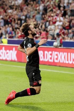 Hakan Calhanoglu (Bayer 04 Leverkusen 10) beim Torjubel nach dem Treffer zum 2:0 beim Champions League Spiel zwischen Bayer 04 Leverkusen und ZSKA Moskau am 14.09.2016, Leverkusen Copyright: xSchülerx xEibner-Pressefotox EP_jse