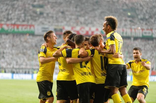 Fußball, CL, Legia Warschau - Borussia Dortmund FUSSBALL CHAMPIONS LEAGUE 2016 2017 LEGIA WARSCHAU - BVB BORUSSIA DORTMUND Tor Jubel na 0-3 Marc Bartra Torjubel  20160914_PF_PA021