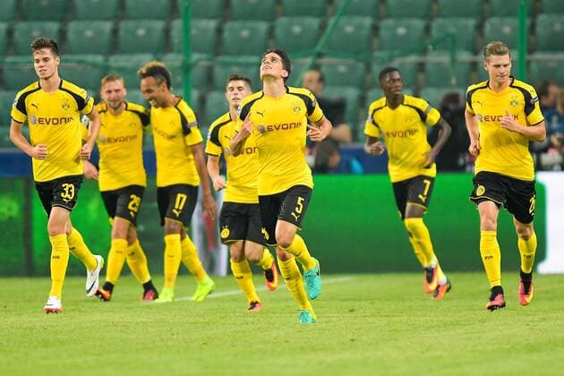 Fußball, CL, Legia Warschau - Borussia Dortmund FUSSBALL CHAMPIONS LEAGUE 2016 2017 LEGIA WARSCHAU - BVB BORUSSIA DORTMUND MARC BARTA Jubel BRAMKA Torjubel  MBI20160913_0426