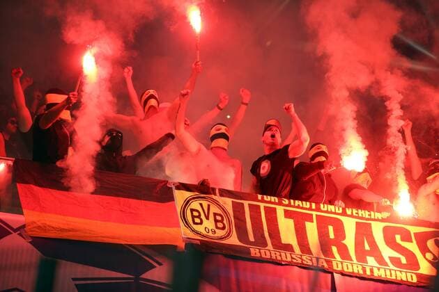 Fußball, CL, Legia Warschau - Borussia Dortmund FUSSBALL CHAMPIONS LEAGUE 2016 2017 LEGIA WARSCHAU - BVB BORUSSIA DORTMUND Dortmund Fans Torjubel  160914PYK0104