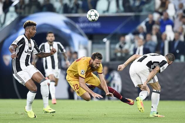 Champions League Juventus Turin - FC Sevilla Franzo Vazquez-Mario Lemina-Leonardo Bonucci 