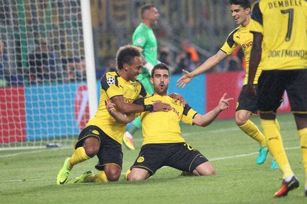 Fußball, CL, Legia Warschau - Borussia Dortmund Fußball Champions League 2016 2017 Legia Warschau - Borussia Dortmund Tor Jubel christian pulisic 