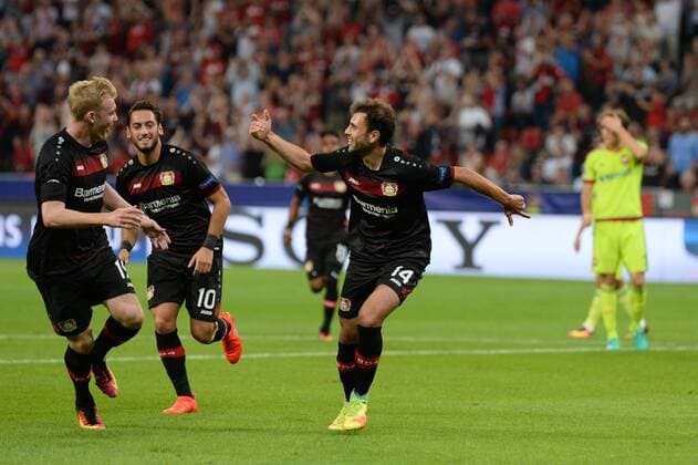 Torjubel von Admir Mehmedi (Bayer Leverkusen), nach dem Torschuss zum 1:0, mit Julian Brandt (Bayer Leverkusen) und Hakan Calhanoglu (Bayer Leverkusen) Leverkusen, Deutschland, 14.09.2016 - Fussball, Championsleague, Bayer Leverkusen - ZSKA Moskau, Fussball, Championsleague, Bayer Leverkusen - ZSKA Moskau, xklx