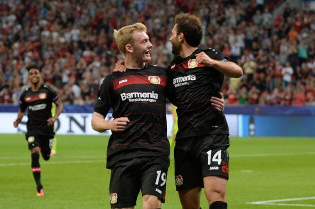 Torjubel von Admir Mehmedi (Bayer Leverkusen), nach dem Torschuss zum 1:0, mit Julian Brandt (Bayer Leverkusen) Leverkusen, Deutschland, 14.09.2016 - Fussball, Championsleague, Bayer Leverkusen - ZSKA Moskau, Fussball, Championsleague, Bayer Leverkusen - ZSKA Moskau, xklx