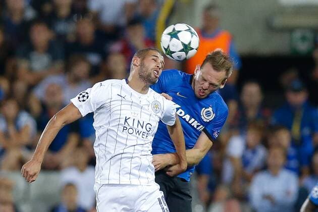 Leicester s Islam Slimani and Club s Laurens De Bock fight for the ball during a game of the first day of the group stage of the UEFA Champions League competition between Belgian first division soccer team Club Brugge KV and English club Leicester City F.C. in the group G in Brugge, Wednesday 14 September 2016. BRUNOxFAHY  x04931885x