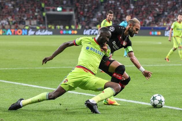Zweikampf zwischen Lancina Traore ( 9, ZSKA Moskau) und Oemer Toprak ( 21, Bayer 04 Leverkusen), Bayer 04 Leverkusen vs. ZSKA Moskau, Fussball, Champions League, 14.09.2016, Leverkusen Copyright: xDeutzmannx xEibner-Pressefotox EP_cdn