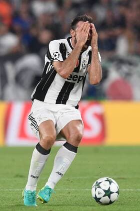 Fußball, CL, Juventus Turin - FC Sevilla Mg Torino 14 09 2016 - Champions League Juventus Turin vs. FC Sevilla: Andrea Barzagli 