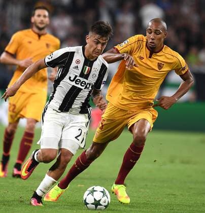 Fußball, CL, Juventus Turin - FC Sevilla Mg Torino 14 09 2016 - Champions League Juventus Turin vs. FC Sevilla: Paulo Dybala-Steven N Zonzi 