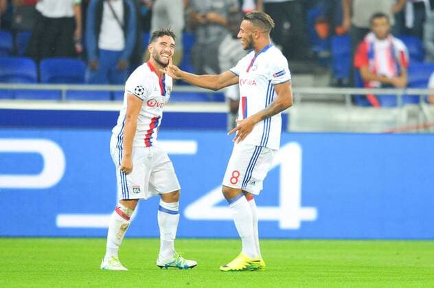 08 Corentin Tolisso (ol) - 12 Jordan Ferri (ol) - Fussball, Champions League, Olympique Lyon vs. Dynamo Zagreb - 14 09 2016 FEP Panoramic 