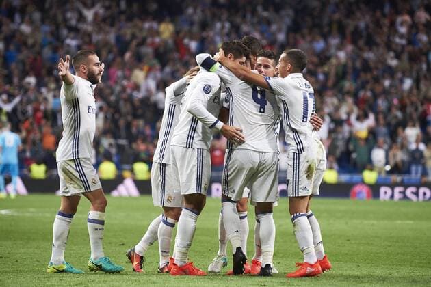 Fußball, CL, Real Madrid - Sporting Lissabon September 14, 2016 - Madrid, Spain - Sergio Ramos (defender; Real Madrid), Luka Modric (midfielder; Real Madrid), Alvaro Morata (forward; Real Madrid), James Rodriguez (midfielder; Real Madrid) in action during the UEFA Champions League match between Real Madrid and Sporting Lisbon at Santiago Bernabeu on September 14, 2016 in Madrid Real Madrid vs Sporting Lisbon UEFA Champions League.  - ZUMAg15_
