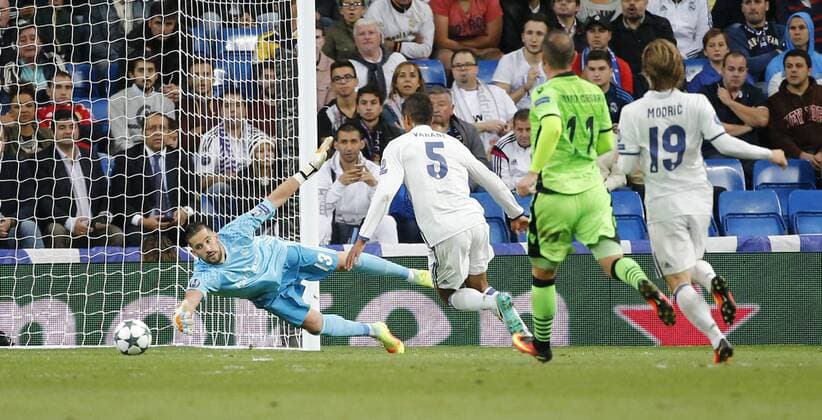Fußball, CL, Real Madrid - Sporting Lissabon Casilla. Champions League match between Real Madrid and Sporting Lisboa. In this picture, Casilla. xRAFAxCASALx 