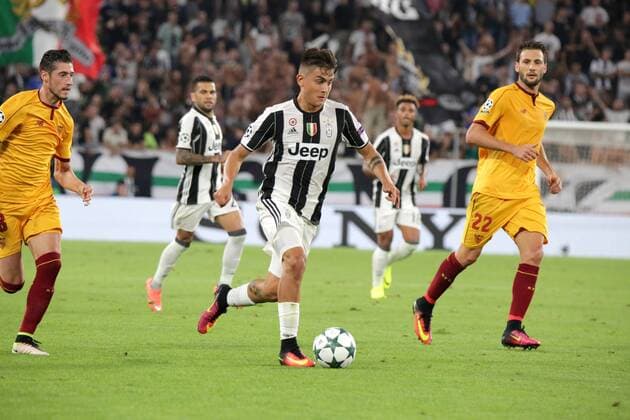 Italy: Juventus FC drew 0-0 with Sevilla FC Paulo Dybala (Juventus) in action during the Champions League football match between Juventus FC and Sevilla FC. Juventus FC drew 0-0 with Sevilla FC.  MassimilianoxFerraro PacificxPress