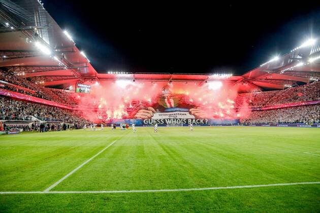 WARSZAWA 14.09.2016 UEFA CHAMPIONS LEAGUE GROUP MATCH: LEGIA WARSZAWA - Fans  20160914FNDN005