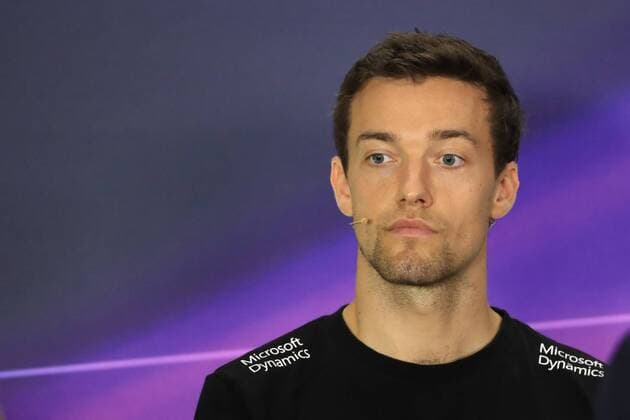 15.09.2016. Marina Bay Street Circuit, Singapore. Drivers arrival, inspection and press conferecne day. Renault F1 Team & x2013; Jolyon Palmer xLeannexBoonx  ActionPlus11789716