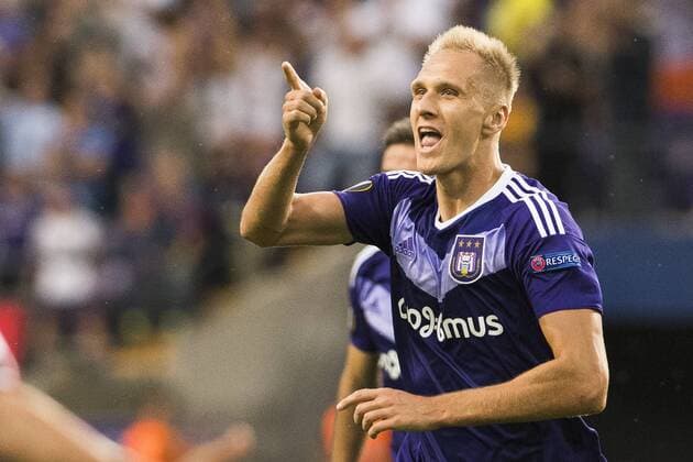 Anderlecht s Lukasz Teodorczyk celebrates after scoring during a soccer game between Belgian team RSC Anderlecht and Azerbaidjan club Gabala FK, Thursday 15 September 2016 in Brussels, the first game of the group stage of the Europa League competition in group C. LAURIExDIEFFEMBACQ  x04932539x