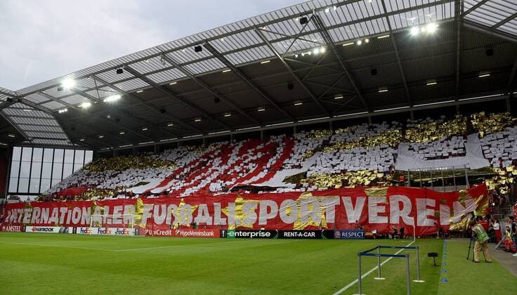 15.09.2016, xfux, Fussball Europa League, FSV Mainz 05 - AS St.Etienne, emspor, v.l. Mainzer Fans Stimmung, Schals, Emotionen Choreo Choreografie Mainz