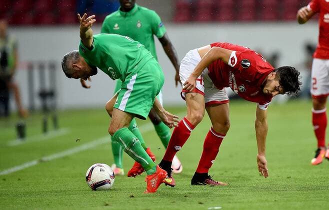 15.09.2016, xfux, Fussball Europa League, FSV Mainz 05 - AS St.Etienne, emspor, v.l. Fabien Lemoine (AS Saint-Etienne), Suat Serdar (FSV Mainz 05) Mainz