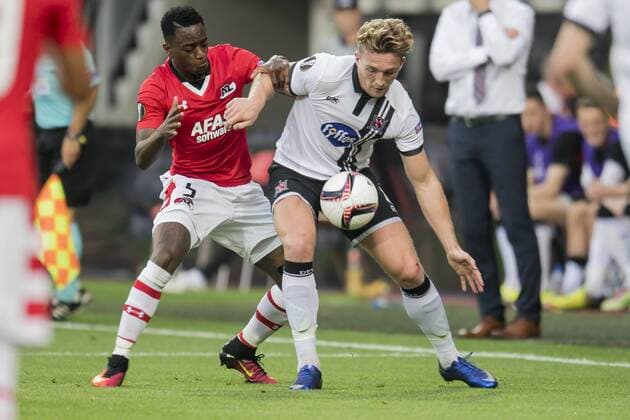 (L-R) Ridgeciano Haps of AZ Alkmaar, John Mountney of Dundalk FCduring the UEFA Europa League group D match between AZ Alkmaar and Dundalk FC on September 15, 2016 at the AFAS stadium in Alkmaar, The Netherlands. AZ Alkmaar v Dundalk UEFA Europa League 2016 2017 xVIxGerritxvanxKeulenxIVx 6222449