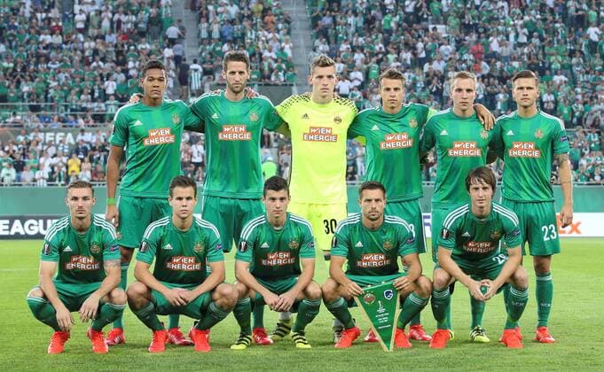 SOCCER - EL, Rapid vs Genk VIENNA,AUSTRIA,15.SEP.16 - SOCCER - UEFA Europa League, group stage, SK Rapid Wien vs KRC Genk. Image shows the team of Rapid. Keywords: Wien Energie. GEPAxpictures xPatrickxLeuk