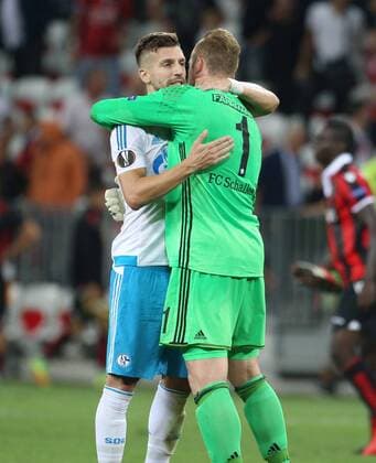 Bilder des Tages - SPORT Fußball, EL, OGC Nizza - Schalke 04 15.09.2016, Fussball UEFA Europa League, 2016 17, Gruppenphase 1. Spieltag, OGC Nizza - FC Schalke 04, Jubel (v.li.) Matija Nastasic (FC Schalke 04), Torwart Ralf Faehrmann, Ralf Fährmann (Schalke 04)
