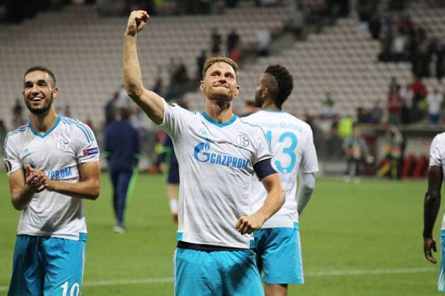 15.09.2016, Fussball UEFA Europa League, 2016 17, Gruppenphase 1. Spieltag, OGC Nizza - FC Schalke 04, Jubel Benedikt Hoewedes, Benedikt Höwedes (Schalke 04)