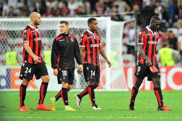 09 Mario Balotelli (nice) - 14 ALASSANE PLEA (nice) - 24 MATHIEU BODMER (nice) - 18 Remi Walter (nice) - Fussball, Europa League, OGC Nice vs. FC Schalke 04 - 15 09 2016 FEP Panoramic 