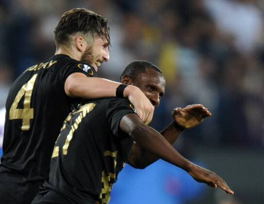 Osmanlispor s (TUR) Umar Aminu (R) celebrates his goal against Steau Bucharest (ROM) during tthe UEFA Europe League at Osmanli Stadium, Ankara, September 15th, 2016. (Hikmet Saatci - Depo Photos)  15501439