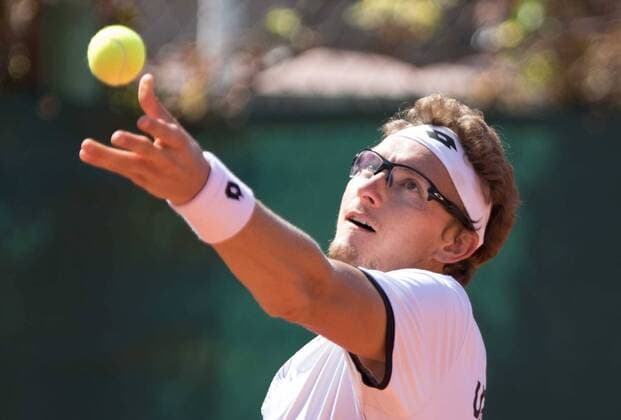 World group , play-off play-off round Uzbekistan Vs Switzerland (IN WHITE )Denis ISTOMIN from uzb - (in red )Antoine BELLIER frome swis 