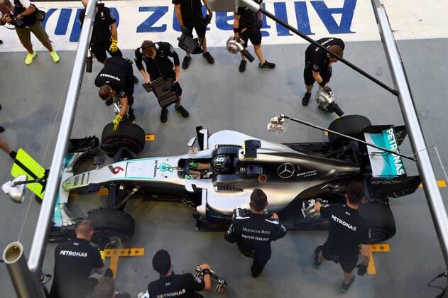 Bilder des Tages - SPORT Nico Rosberg (GER 6), Mercedes AMG Petronas Formula One Team Grosser Preis von Singapur 2016, Motorsport, Formel 1,Formula One World Championship WM Weltmeisterschaft Rd15, Singapore Grand Prix, Practice, Marina Bay Street Circuit, Singapore, Friday 16 September 2016. 16.09.2016, Singapur Copyright: xAndrexJerry Eibner-Pressefotox EP_JAE