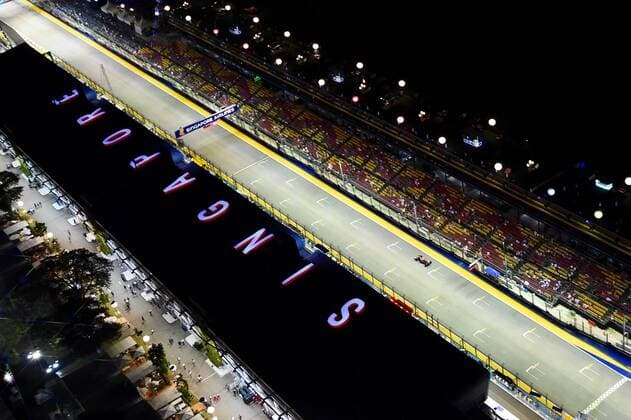 Singapore by Night, Singapur bei Nacht Grosser Preis von Singapur 2016, Motorsport, Formel 1,Formula One World Championship WM Weltmeisterschaft Rd15, Singapore Grand Prix, Practice, Marina Bay Street Circuit, Singapore, Friday 16 September 2016. 16.09.2016, Singapur Copyright: xAndrexJerry Eibner-Pressefotox EP_JAE