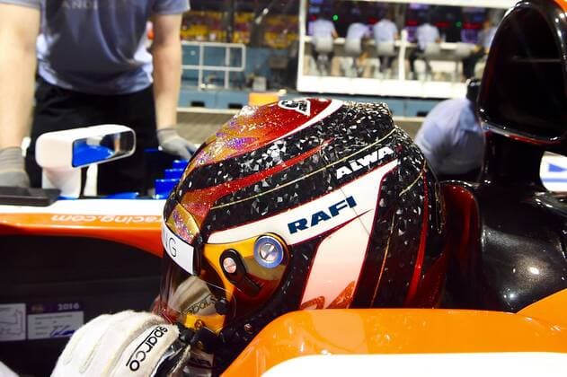 Pascal Wehrlein (GER 94), Manor Racing MRT Grosser Preis von Singapur 2016, Motorsport, Formel 1,Formula One World Championship WM Weltmeisterschaft Rd15, Singapore Grand Prix, Practice, Marina Bay Street Circuit, Singapore, Friday 16 September 2016. 16.09.2016, Singapur Copyright: xAndrexJerry Eibner-Pressefotox EP_JAE