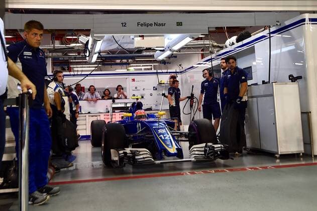 Felipe Nasr (BRA 12) Sauber F1 Team Grosser Preis von Singapur 2016, Motorsport, Formel 1,Formula One World Championship WM Weltmeisterschaft Rd15, Singapore Grand Prix, Practice, Marina Bay Street Circuit, Singapore, Friday 16 September 2016. 16.09.2016, Singapur Copyright: xAndrexJerry Eibner-Pressefotox EP_JAE