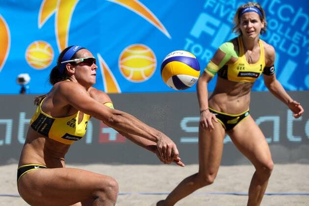 BEACHVOLLEYBALL - FIVB World Tour Finals TORONTO,CANADA,16.SEP.16 - Beach volleyball Beachvolleyball - FIVB World Tour 2016, Finals. Image shows Kira Walkenhorst and Laura Ludwig (GER). GEPAxpictures xMaticxKlansek