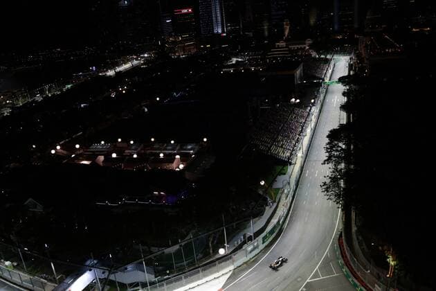 Singapore Grand Prix 15 - 18 September 2016 16.09.2016 - Free Practice 2, Nico Hulkenberg (GER) Sahara Force India F1 VJM09 
