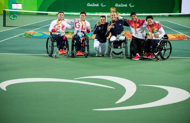 15.09.2016, Olympic Tennis Centre, Rio de Janeiro, BRA, Rio 2016, Paralympische Sommerspiele, Rollstuhl Tennis, im Bild Second placed Gordon Reid and Alfie Hewett of UK, winners Stephane Houdet and Nicolas Peifer of France and third placed Satoshi Saida and Shingo Kunieda of Japan celebrate at Victory ceremony after theTennis Men s Doubles Gold Medal Match during the Wheelchair Tennis of the 2016 Rio Summer Paralympics at the Olympic Tennis Centre in Rio de Janeiro, Brazil on 2016 09 15. Rio de Janeiro  EP_slo  