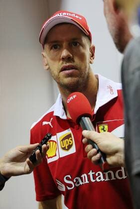 Bilder des Tages - Sport Sebastian Vettel, Scuderia Ferrari, letzter Startplatz, formula 1 GP, Singapore, 17.09.2015 Photo:mspb Jerry Andre Sebastian Vettel, letzter Startplatz, formula 1 GP, Singapore
