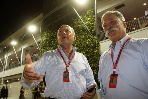 Singapore Grand Prix 15 - 18 September 2016 17.09.2016 - Qualifying, Ron Dennis (GBR) McLaren Executive Chairman and Chase Carey (USA) Formula One Group Chairman 