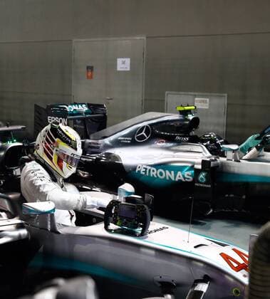 Motorsports: FIA Formula One World Championship WM Weltmeisterschaft 2016, Grand Prix of Singapore, 44 Lewis Hamilton (GBR, Mercedes AMG Petronas Formula One Team), xHOCHxZWEIx