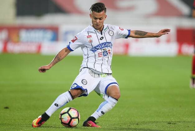 SOCCER - BL, Admira vs Sturm MARIA ENZERSDORF,AUSTRIA,17.SEP.16 - SOCCER - tipico Bundesliga, FC Admira Wacker Moedling vs SK Sturm Graz. Image shows Sascha Horvath (Sturm). GEPAxpictures xMarioxKneisl