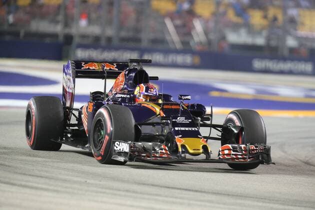 Daniil Kwjat; Scuderia Toro Rosso, formula 1 GP, Singapore, 18.09.2015 Photo:mspb Lukas Gorys Daniil Kwjat; formula 1 GP, Singapore