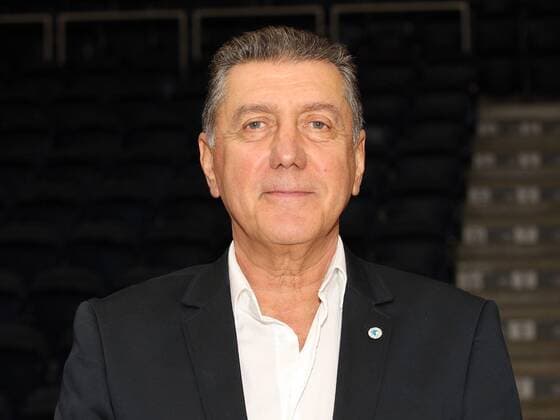 Co Trainer Liviu Calin (Basketball Löwen Braunschweig)