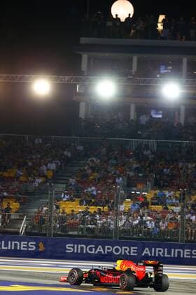 Motorsports: FIA Formula One World Championship WM Weltmeisterschaft 2016, Grand Prix of Singapore, 3 Daniel Ricciardo (AUS, Red Bull Racing), xHOCHxZWEIx