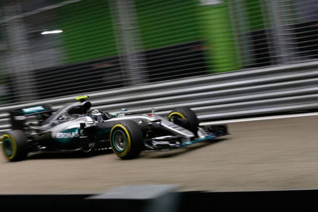 Motorsports: FIA Formula One World Championship WM Weltmeisterschaft 2016, Grand Prix of Singapore, 6 Nico Rosberg (GER, Mercedes AMG Petronas Formula One Team), xHOCHxZWEIx