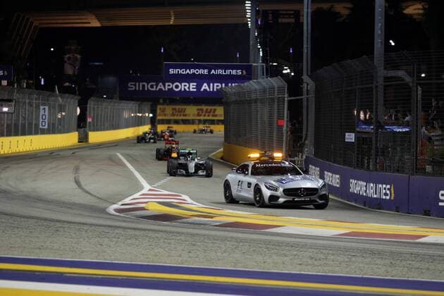 Singapore Grand Prix 15 - 18 September 2016 18.09.2016 - Race, The Safety car leads Nico Rosberg (GER) Mercedes AMG F1 W07 Hybrid 
