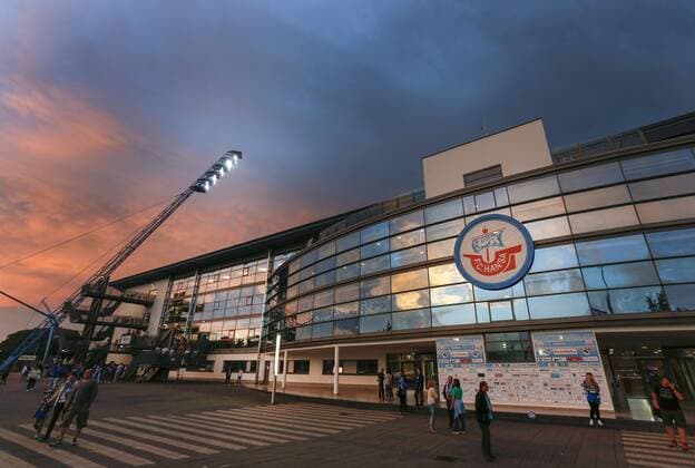Fußball, Stadiongeschichte FC Hansa Rostock Rostock, Deutschland, DFB Pokal Herren, 1.Runde FC Hansa Rostock - Fortuna Düsseldorf 0-3 am 20. 08. 2016 im Ostseestadion in Rostock Der Haupteingang des Ostseestadion in Rostock