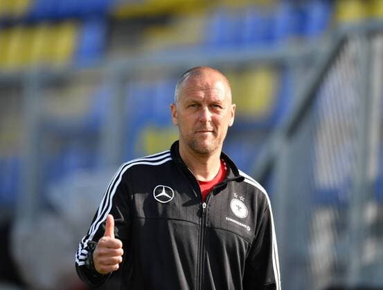 Markus Högner ( Deutschland , Germany , DFB ) ( Assistenz-Trainer) hochmotiviert Györ, Ungern, 20.09.2016 - Fussball, Euro 2017 Qualifikation - Frauen - Ungarn - Deutschland, Fussball, Euro 2017 Qualifikation - Frauen - Ungarn - Deutschland, xmkx