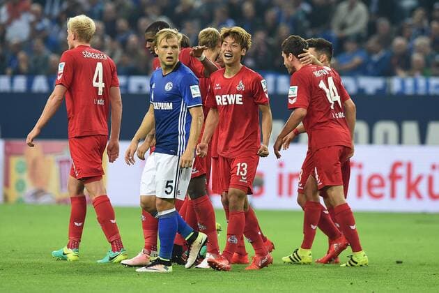 Fußball 1. Bundesliga 4. Spieltag Schalke 04 - 1. FC Köln am 21.09.2016 in der Veltins Arena in Gelsenkirchen Torjubel zum 1:1 durch Yuya Osako ( Köln ) xRx