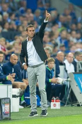 Gelsenkirchen, Germany 09.09.2016, 1.Bundesliga 4. Spieltag, FC Schalke 04 - 1.FC Koeln, Trainer Markus Weinzierl (S04) ( DeFodi001